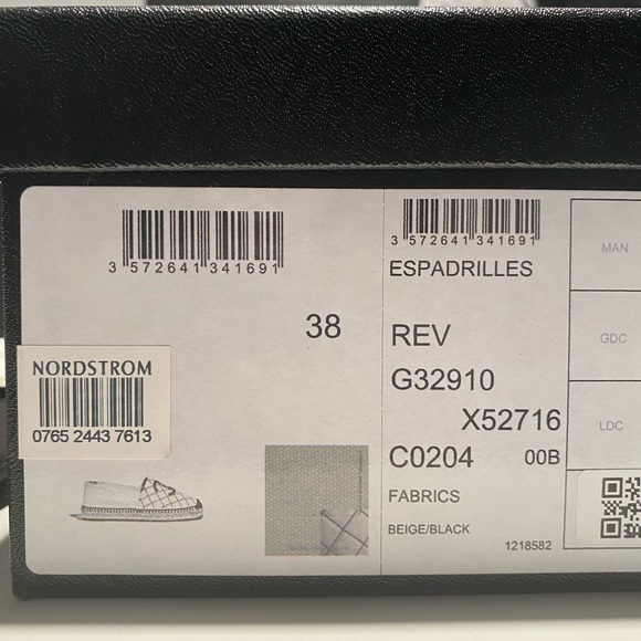 Chanel Espadrilles Canvas Diamond Quilted Flats - Picture 8 of 12